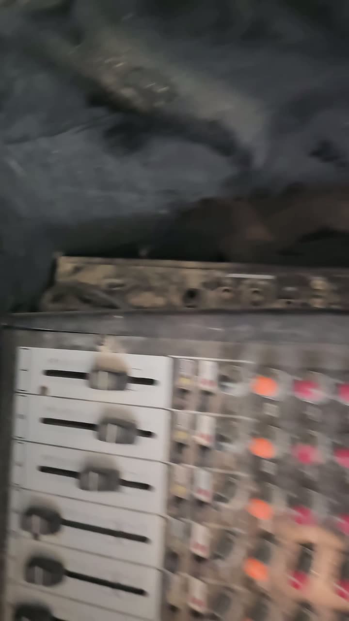 Powered mixer and Lexicon MX200 effects unit